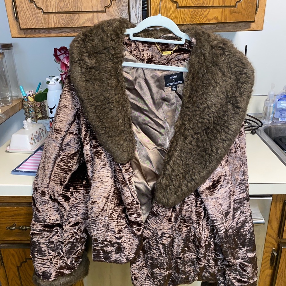 Plus Size Vintage Faux Fur Collared Coat
